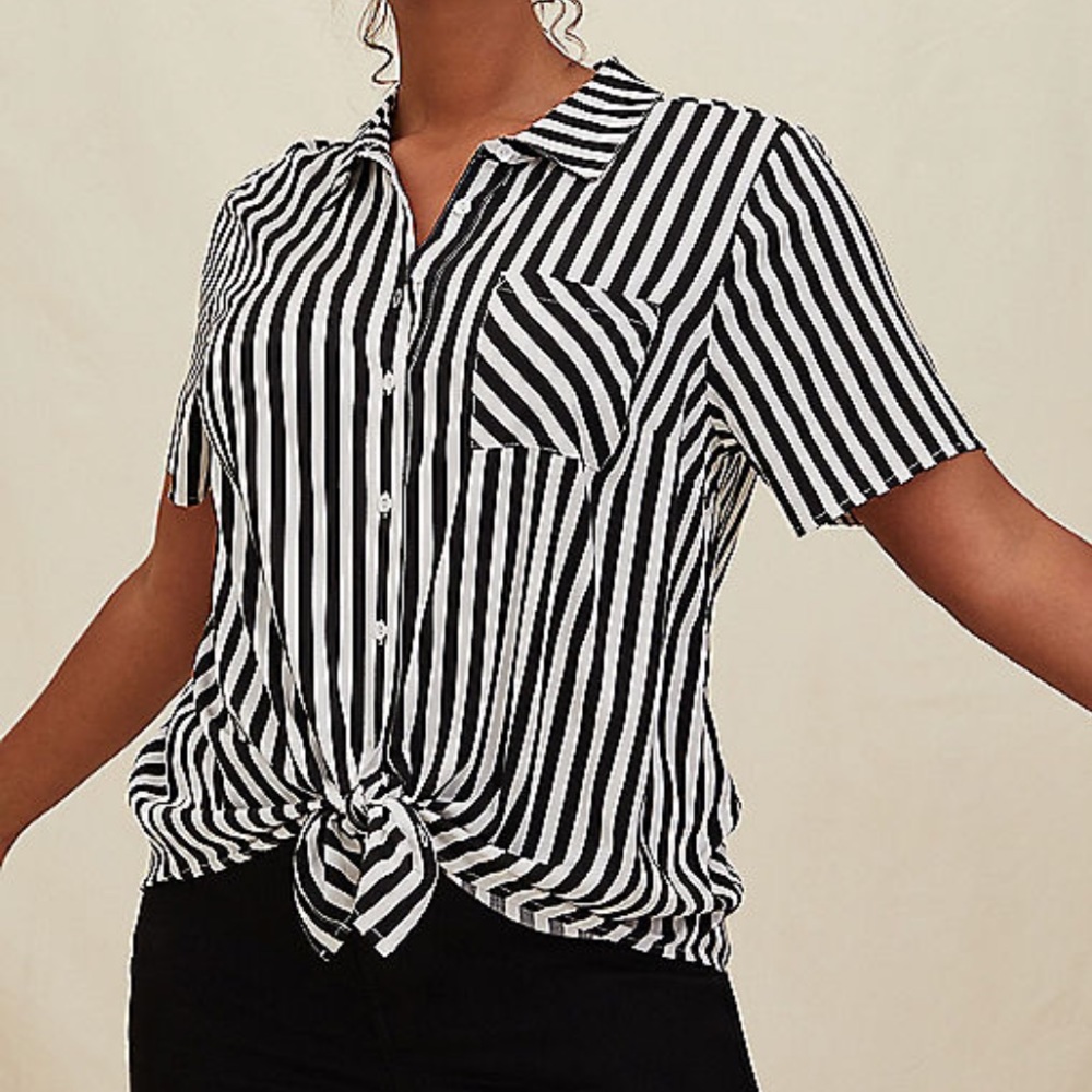Torrid Short Sleeve Shirt